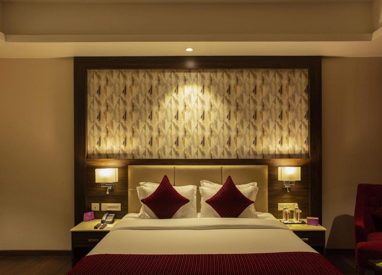Sarovar Portico,