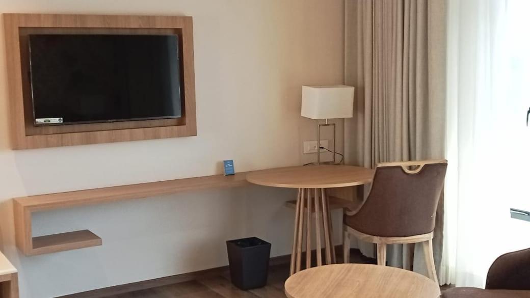 Hotel Sarovar Portico, 4*