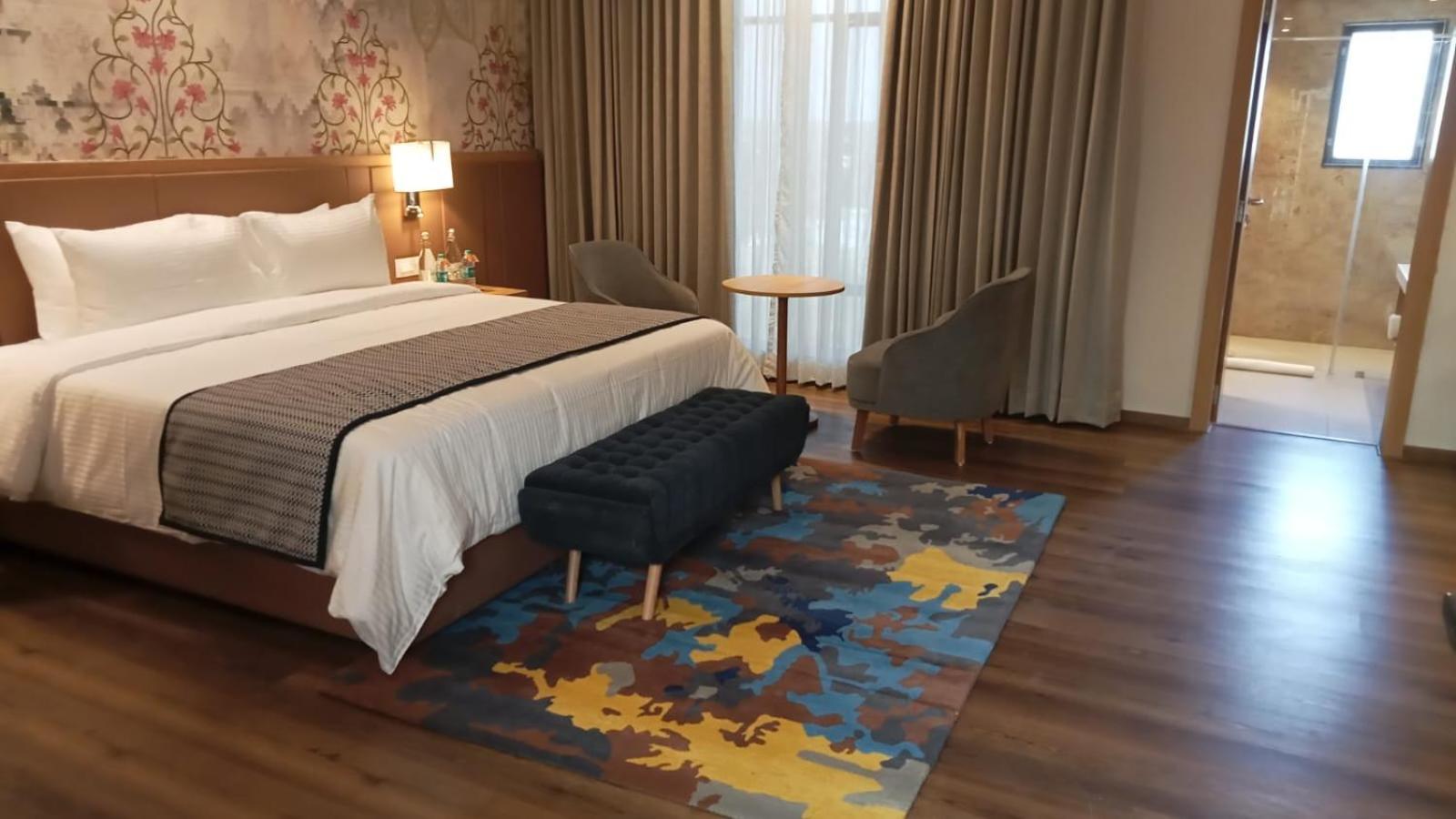 Sarovar Portico, 4* Somnath